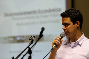 Prefeitura (Fumdec) e Sebrae apresentam a Rodada de Negócios para empresários. Data: 08/05/2014. Foto: Bruno Campos/Prefeitura de Macaé