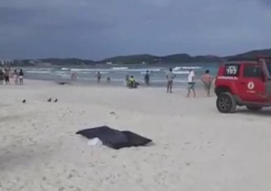 Turista morre afogado na Praia do Forte, em Cabo Frio, Cabo Frio