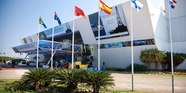 Prefeitura de Macaé anuncia obras de reforma do Centro de Convenções e da Praça da Vila Badejo – Clique Diário