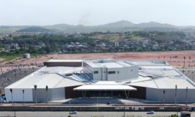 Moradores e turistas estão ansiosos para a abertura do tão sonhado shopping center